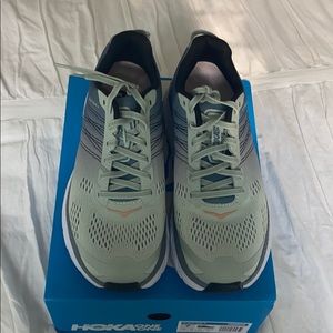 Hoka One One Womens Clifton 6 size 7